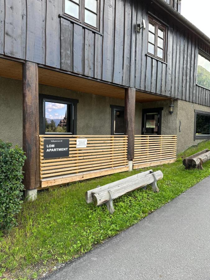 Lom Apartment Eksteriør billede